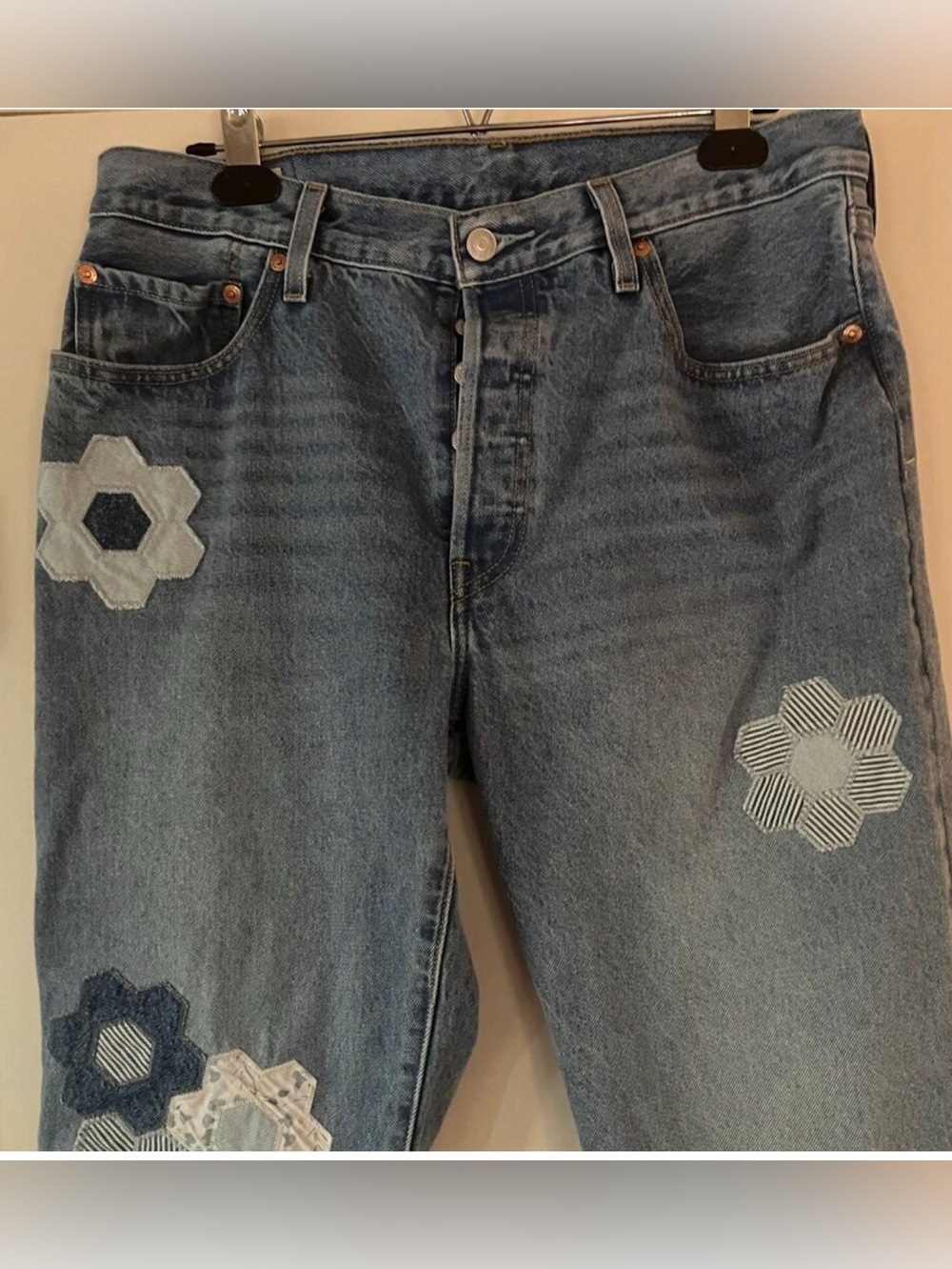 Levi’s 501 Birthday Button Fly Patchwork Denim Jeans
Waist-17 inches
Inseam- 30